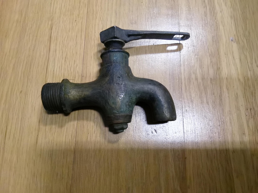 Torneira antiga