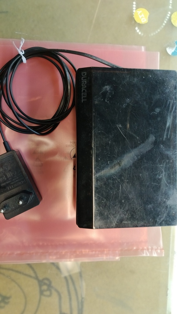 Carregador de Pilhas Duracell