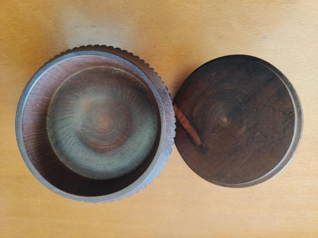 Guarda Joias Pote de madeira