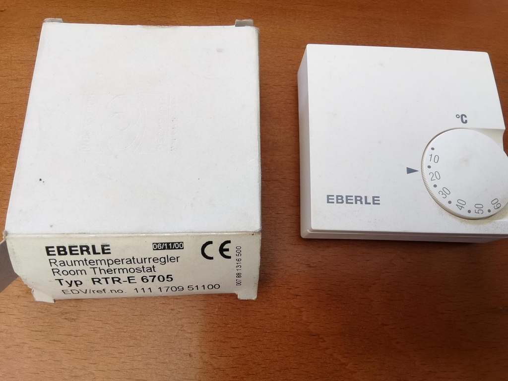 Termostato Controlador de temperatura ambiente 5 ... 60 ° C RTR-E 6705