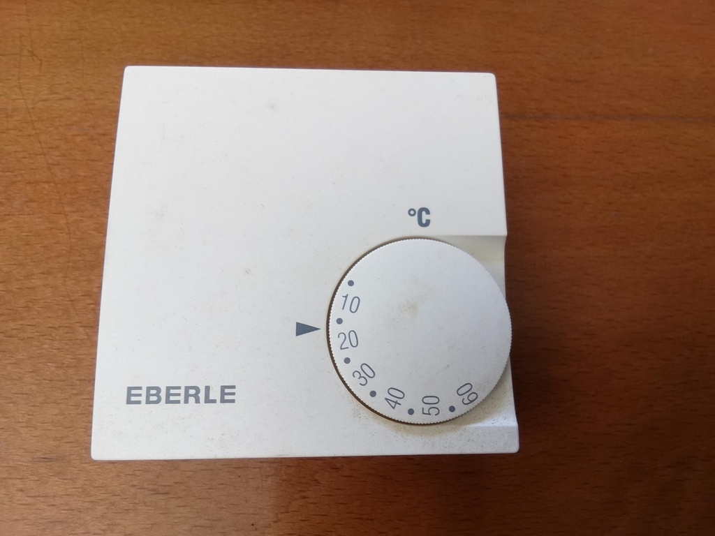 Termostato Controlador de temperatura ambiente 5 ... 60 ° C RTR-E 6705