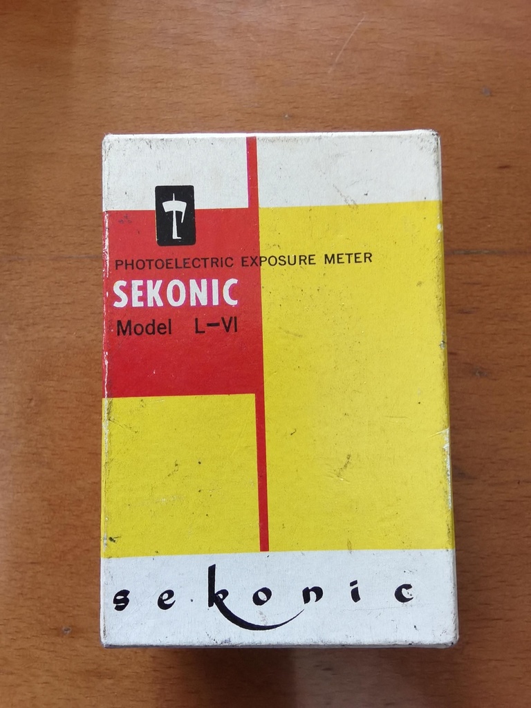 Photoelectric exposure meter Sekonic model L-VI