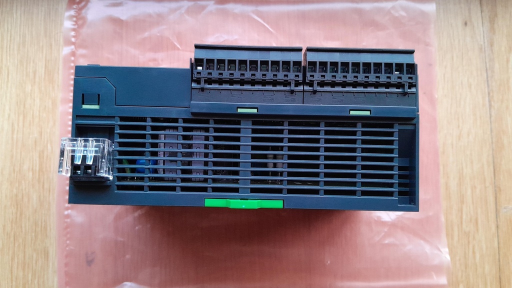 M221 TM221CE40T PLC autómato Schneider